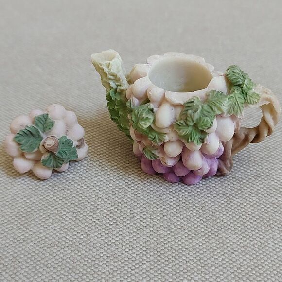 Miniature Tea Set Grape Teapot Bird Leaf Cups 7 Pieces Vintage - Picture 3 of 15